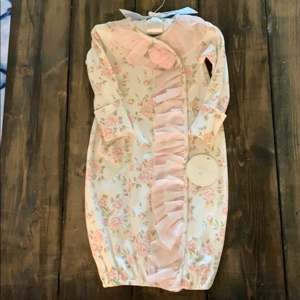 NWT Edgehill Collection 0-6 Months baby gown